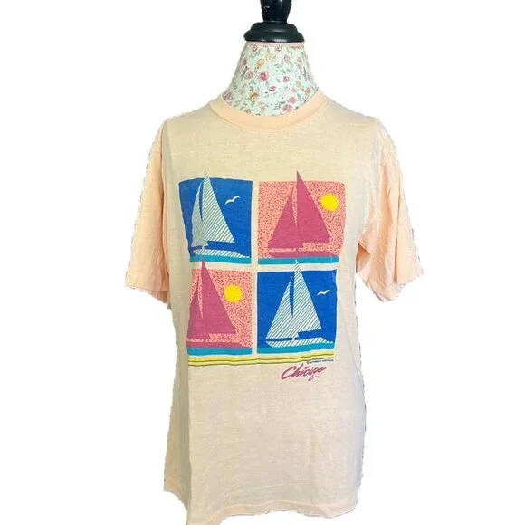 Vintage brand: reatta Chicago retro Tshirt boats 80s size large Some of the pri - Picture 1 of 5